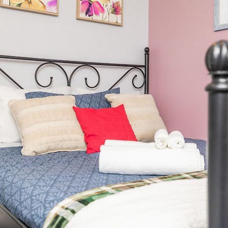 Pet-Friendly Home - Near Chinatown & Little Italy Ottawa Buitenkant foto